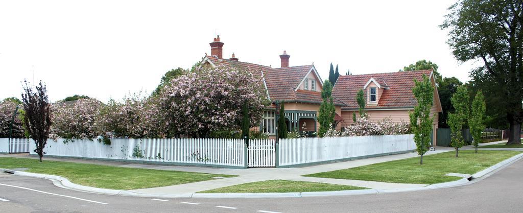 Dalfruin B&B Bairnsdale Buitenkant foto